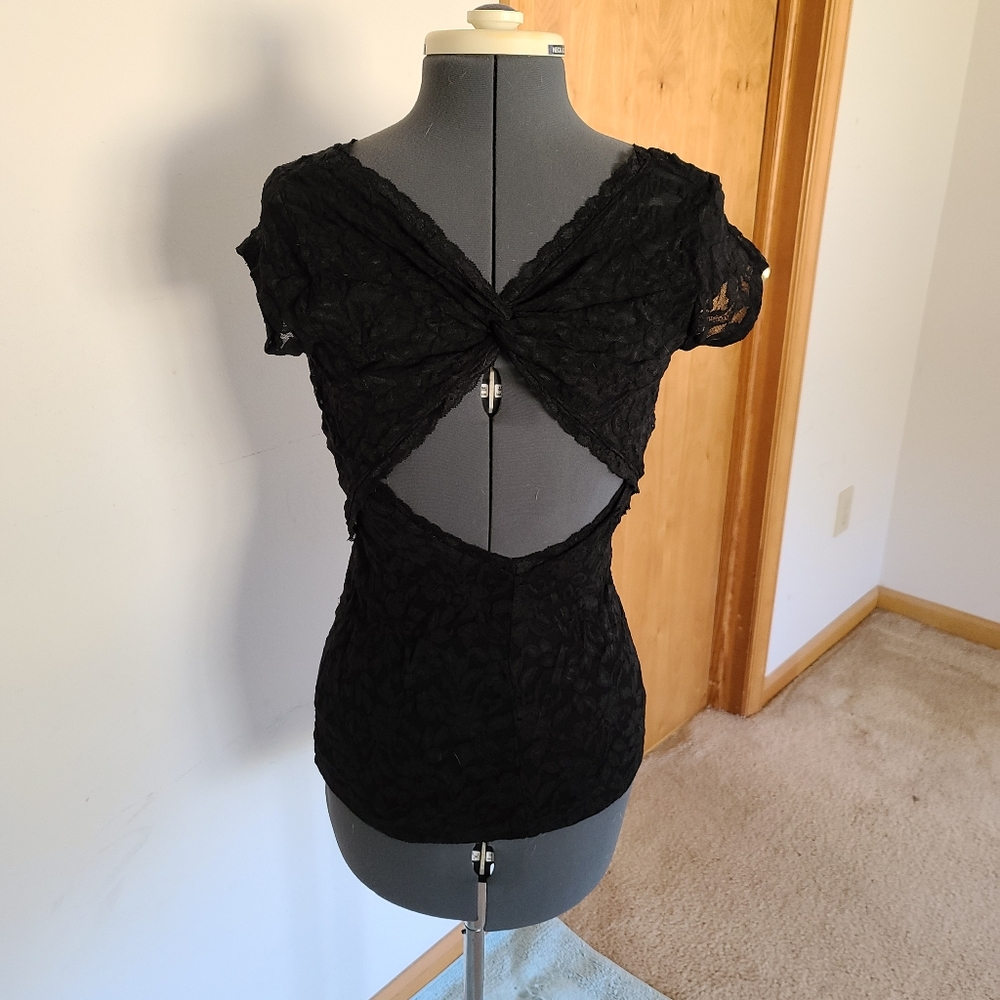 Lace tee shirt open twist back cut out VS